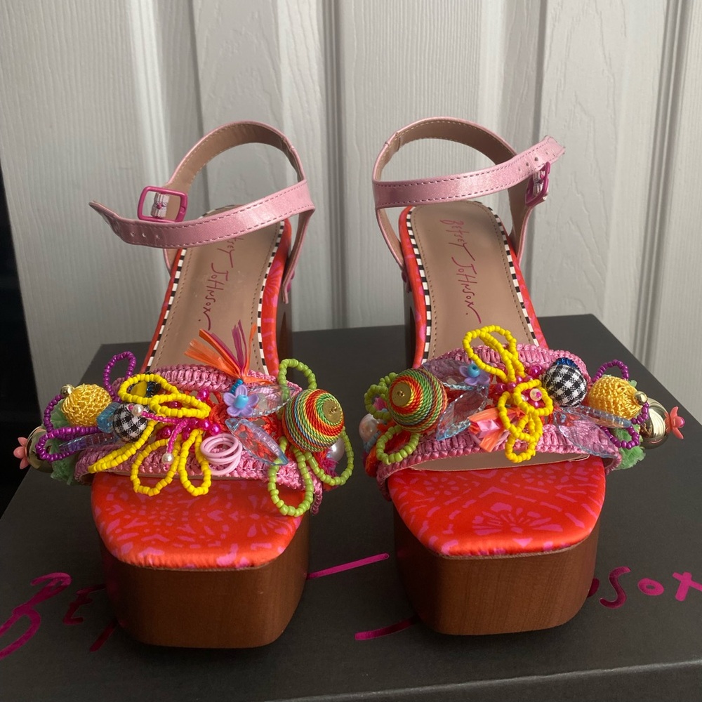Bersey Johnson Daena shoes